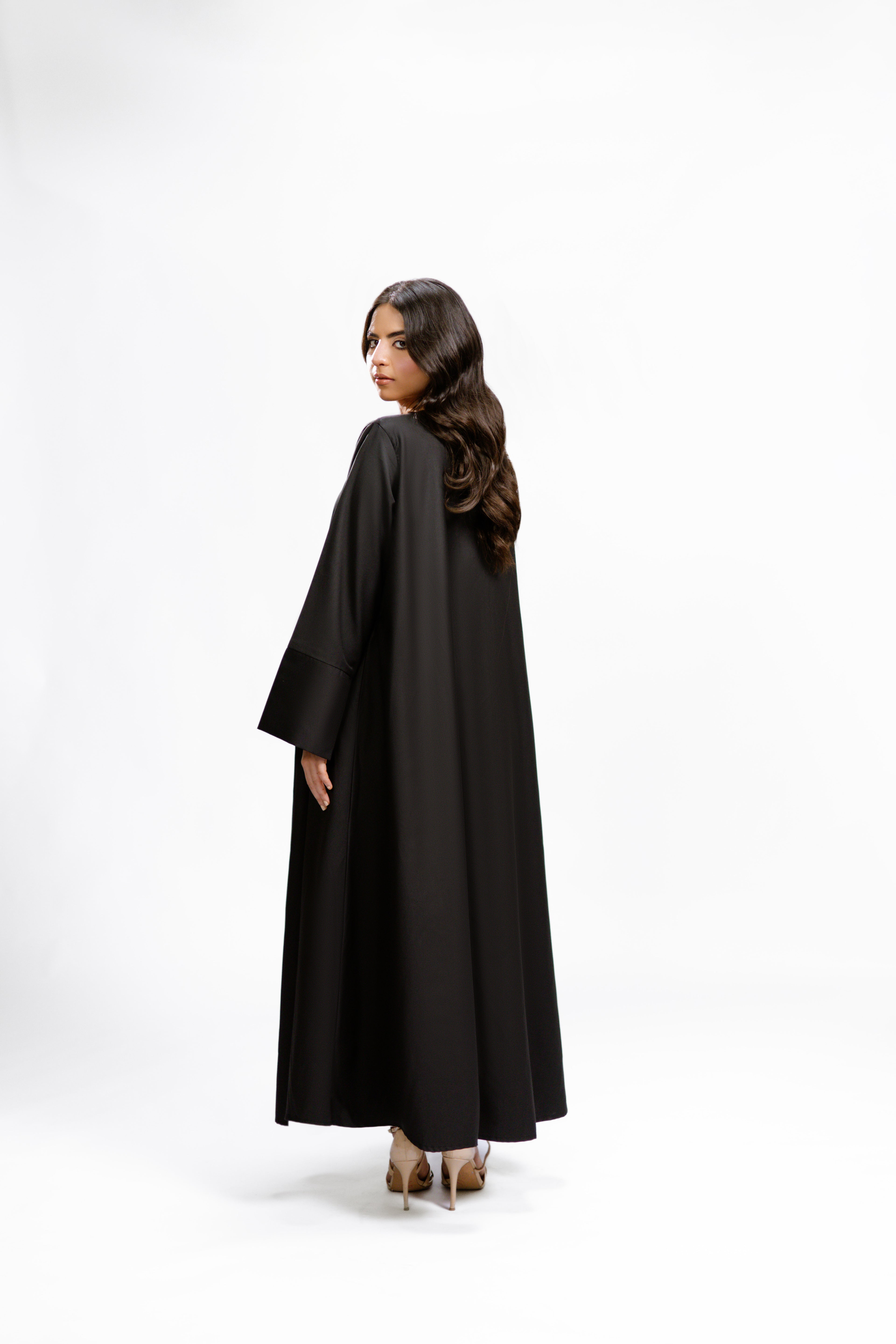 Black Box Pleated Abaya