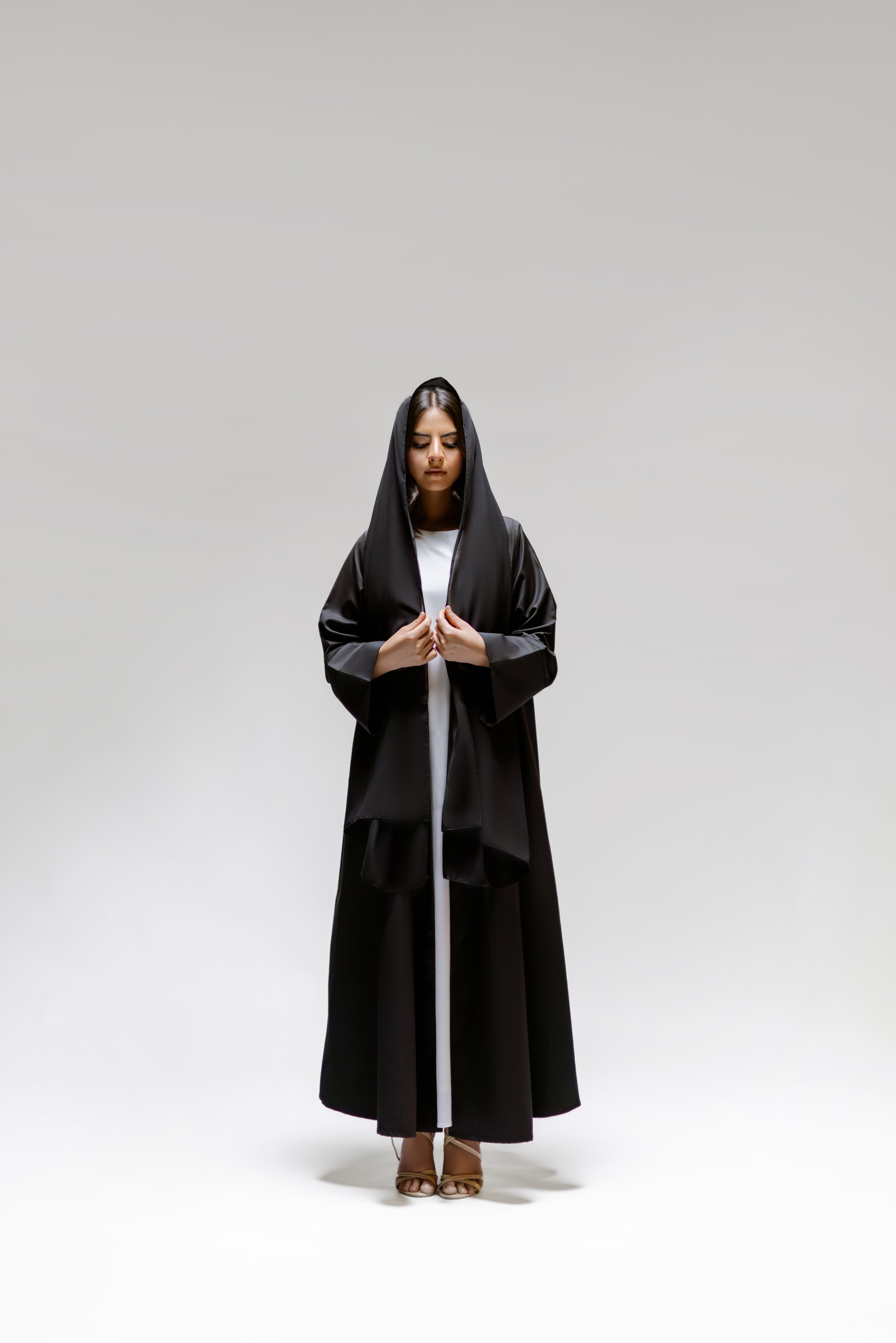Black Box Pleated Abaya