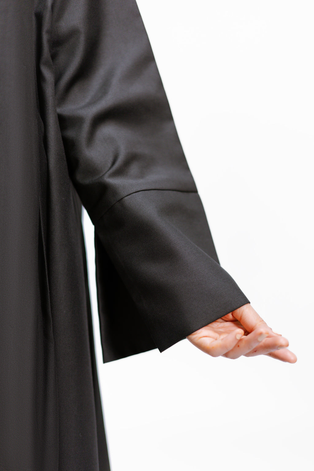 Black Box Pleated Abaya